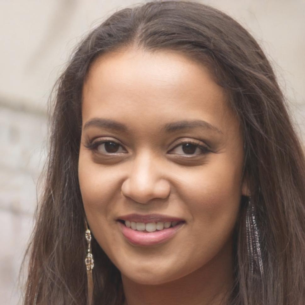 Elena Martinez, founder and lead floral designer at Learnpedia